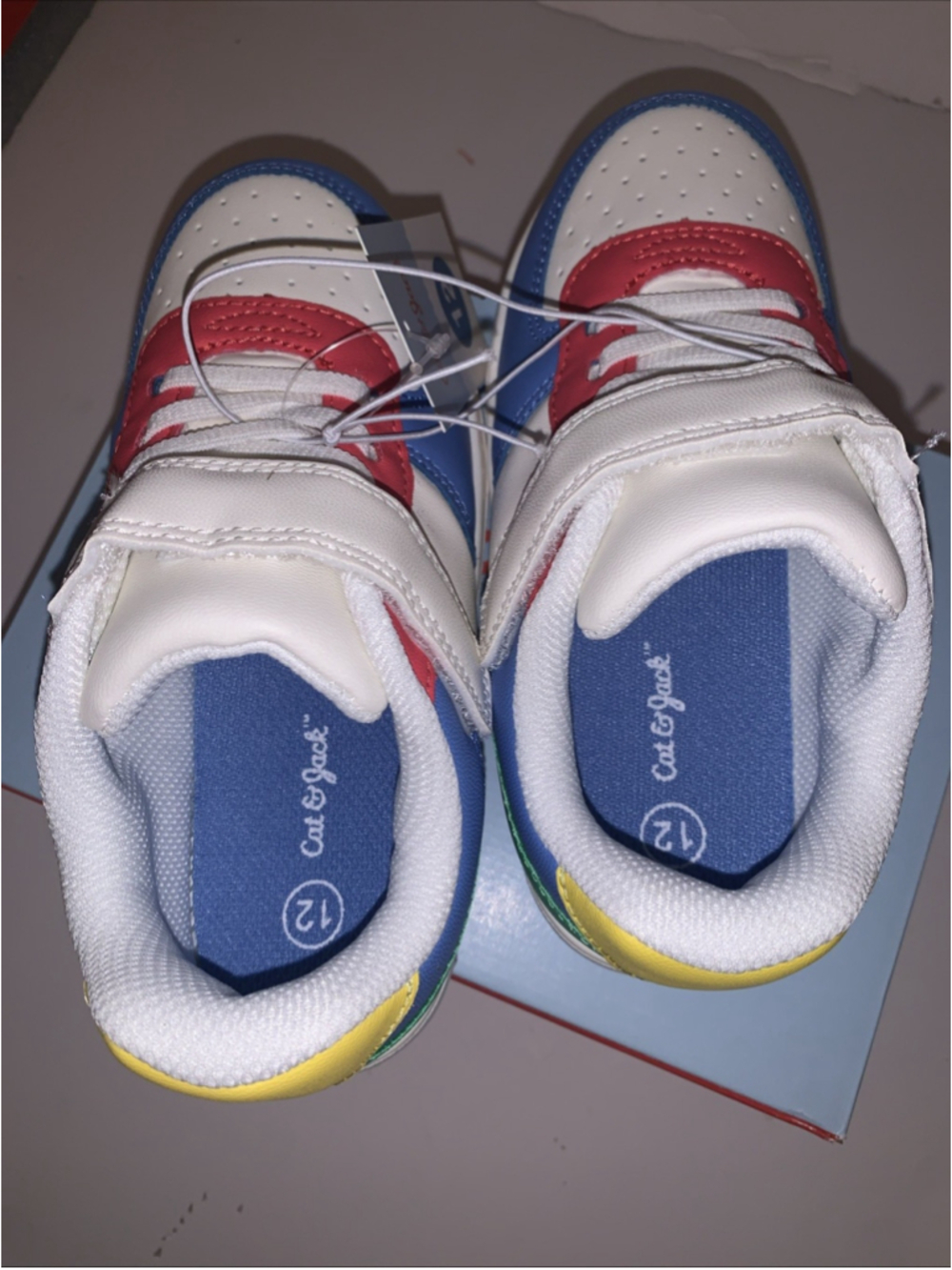 Cat & Jack Toddler Jaid Solid Court Sneakers Faux Leather Color Block Size 12 - Picture 14 of 16